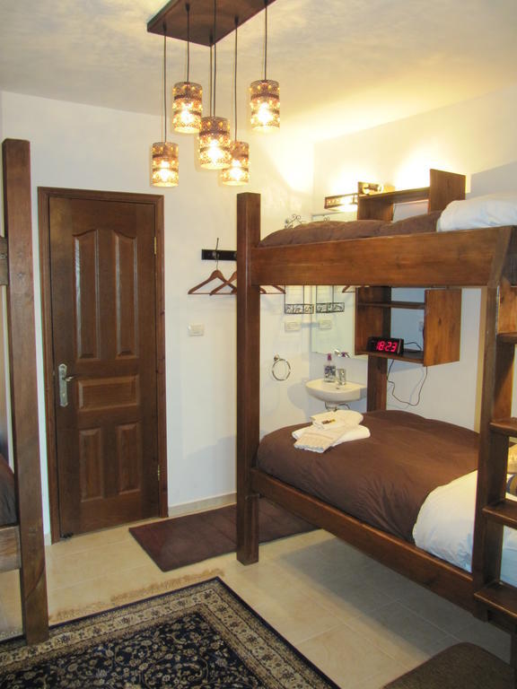 Jerusalem Hills Inn Abu Ghaush Ruang foto